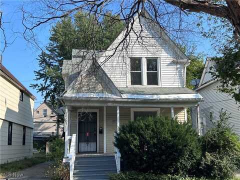 10703 Kimberley Avenue, Cleveland, OH 44108