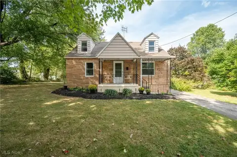 2442 Oregon Avenue, Youngstown, OH 44509