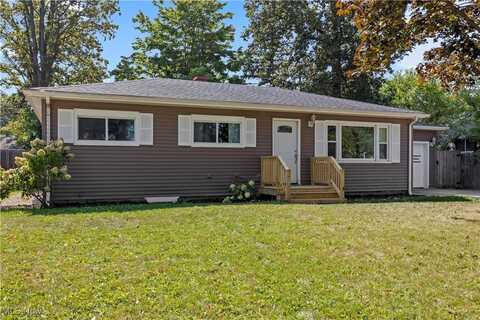 2612 Larkmoor Street, Lorain, OH 44052