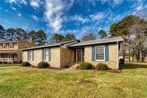1447 Lake Forest Drive, Porstmouth, VA 23701