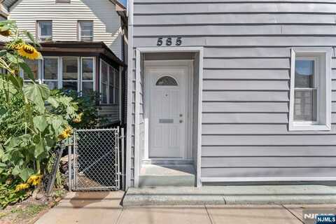 585 McChesney Street, Orange, NJ 07050