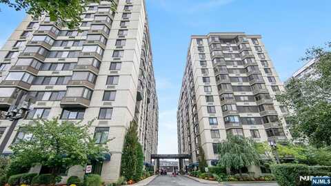 316 Prospect Avenue 4E, Hackensack, NJ 07601