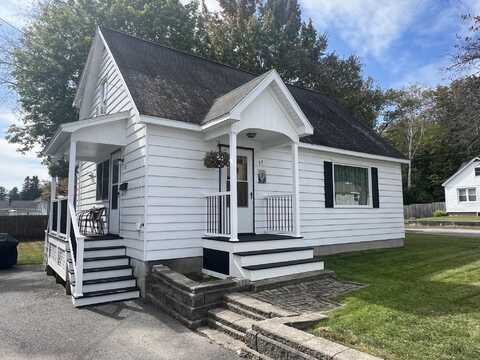 37 Pine Island Avenue, Berlin, NH 03570