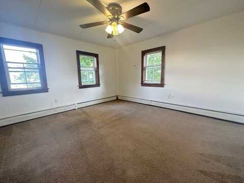 14 Broad Street, Somersworth, NH 03878