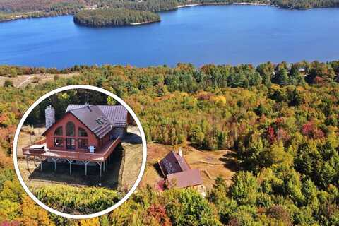 714 Pleasant Street, Barton, VT 05846
