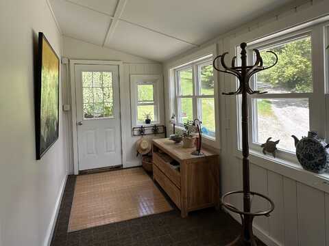 51 Spruce Street, Manchester, VT 05255
