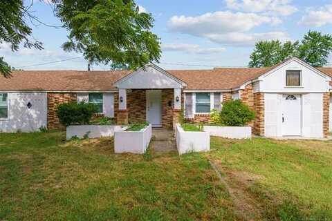 819 N Street NW, Miami, OK 74354