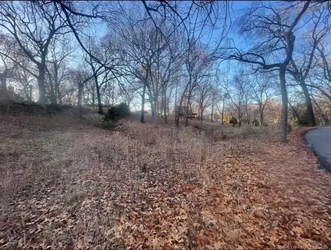 S Coves Drive, Afton, OK 74331