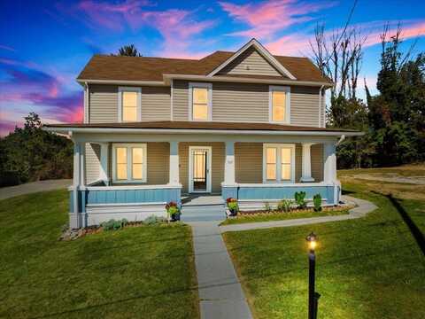 507 HENRY Avenue, Pulaski, VA 24301