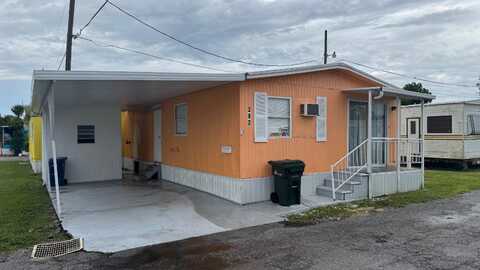 3100 Hawthorne St., Sarasota, FL 34239