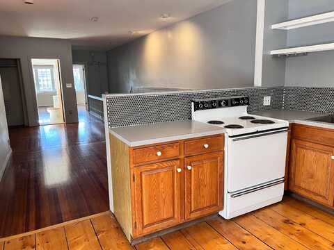 137 South Ferry Street, Schenectady, NY 12305