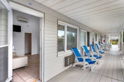 231 DUNE RD, Westhampton Beach, NY 11978
