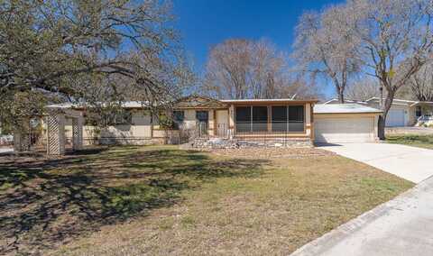 401 Stone Oak, Ingram, TX 78025