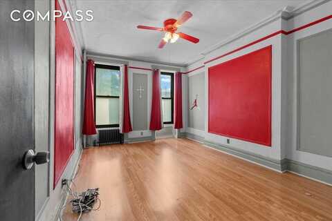 326 West 17th Street, New York, NY 10011