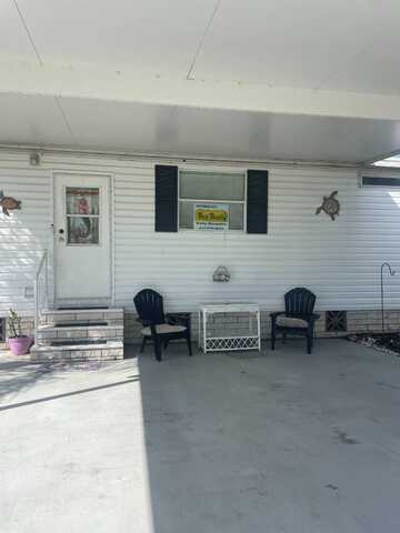 7062 SE Yellowood Lane, Stuart, FL 34997