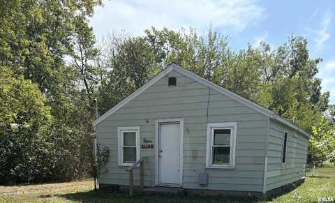 1523 E PIERCE Street, Macomb, IL 61455