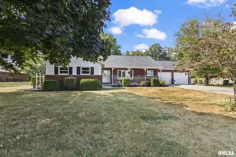 10553 S MAIN Street, Chatham, IL 62629