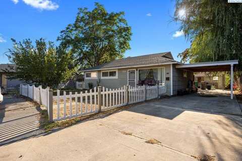 501 N Green Place, Kennewick, WA 99336