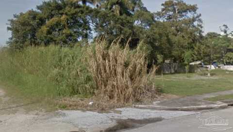 12537 Lakeshore Dr, Canal Point, FL 33438