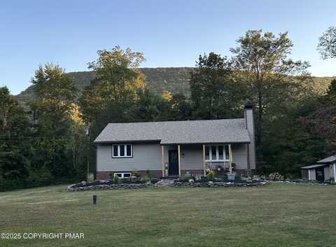 114 Gravatts Way, Tannersville, PA 18372