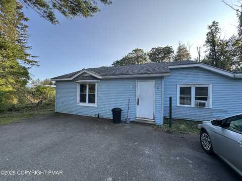 111 Trailer Court Road, Cresco, PA 18326