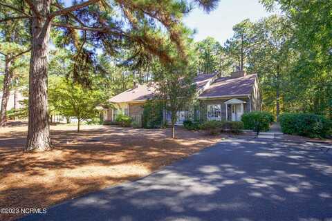 9265 Us 15-501 Highway, Pinehurst, NC 28374