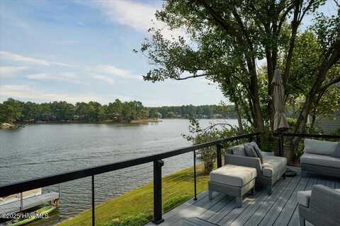 4 Westlake Pointe Drive, Pinehurst, NC 28374