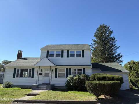 701 Avenue O, Matamoras, PA 18336