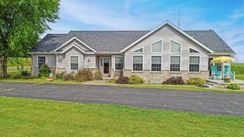 7821 Oakville, MOUNT CARROLL, IL 61053