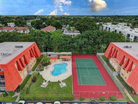 22615 SW 66th Ave, Boca Raton, FL 33428