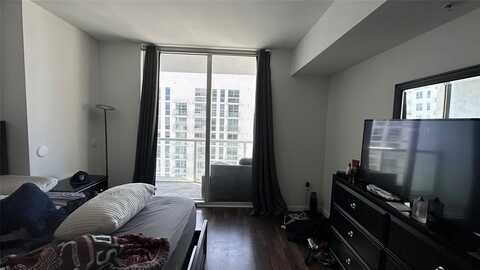 253 NE 2nd Street, Miami, FL 33132