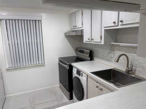 7355 NW 5th Ct, Margate, FL 33063