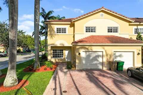 4224 W STONECREEK CR, Davie, FL 33024