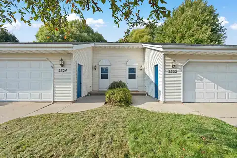 2322 CEDAR RIDGE Court, GREEN BAY, WI 54313