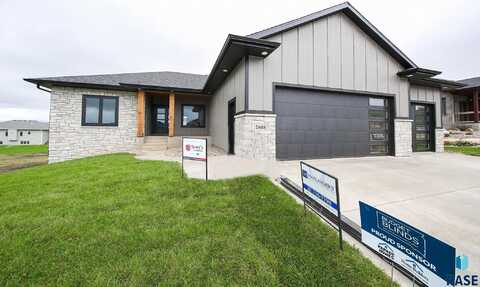 2608 S Faith Ave, Sioux Falls, SD 57110