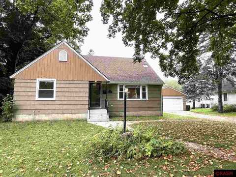 726 Garfield Avenue, North Mankato, MN 56003