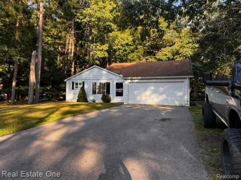 7948 E Cedar Lake Drive, Greenbush, MI 48738