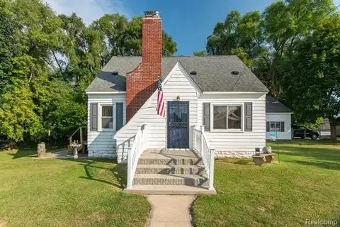 657 Monroe Avenue, Mount Morris, MI 48458
