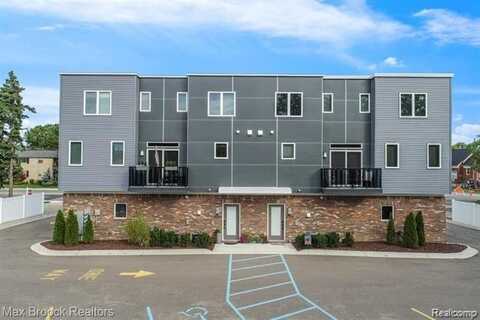 4227 W 14 Mile Road, Royal Oak, MI 48073