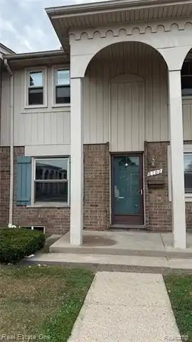 8102 Clay Court, Sterling Heights, MI 48313