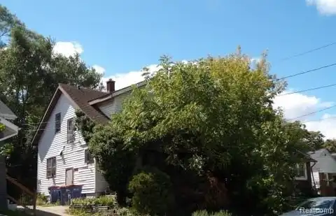 1114 Hall Street SE, Grand Rapids, MI 49507