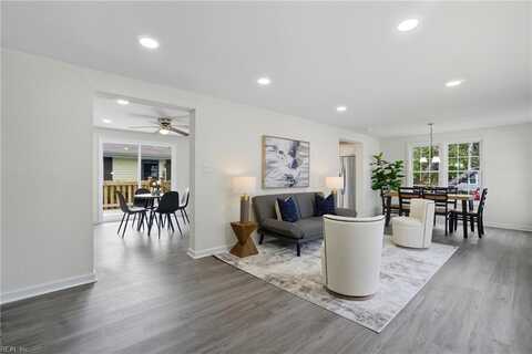 1089 Sandy Narrows Court, Virginia Beach, VA 23454