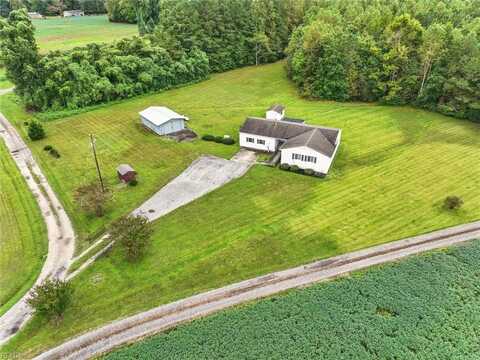 4952 Chestnut Fork Road, Gloucester, VA 23061