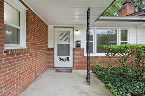 73 Stanley Drive, Newport News, VA 23608