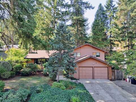 2616 W WINDSOR CIR, Eugene, OR 97405