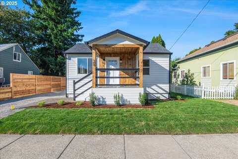 109 NW 13TH ST, Gresham, OR 97030