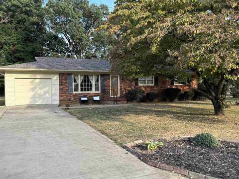 1127 Magnolia Dr., Fulton, KY 42041