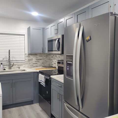 2001 W Woolbright Road, Boynton Beach, FL 33426