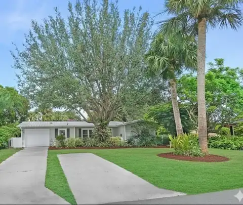 338 SW Winnachee Drive, Stuart, FL 34994