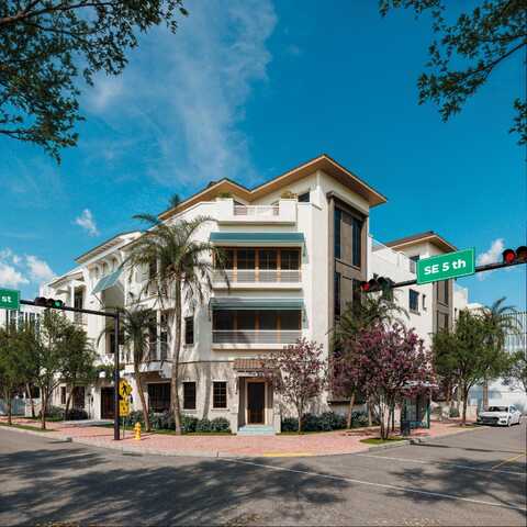 102 SE 5th Avenue, Delray Beach, FL 33483